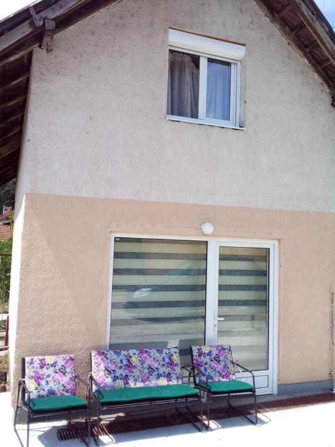 Apartmani U Guci Guča Zewnętrze zdjęcie